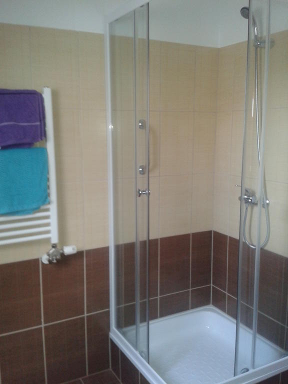 Gasthof Hatarmenti Vendeghaz *